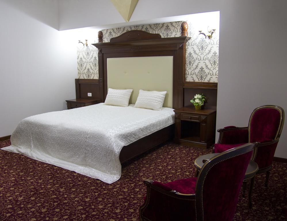 Hotel Giuliano Bragadiru Zewnętrze zdjęcie