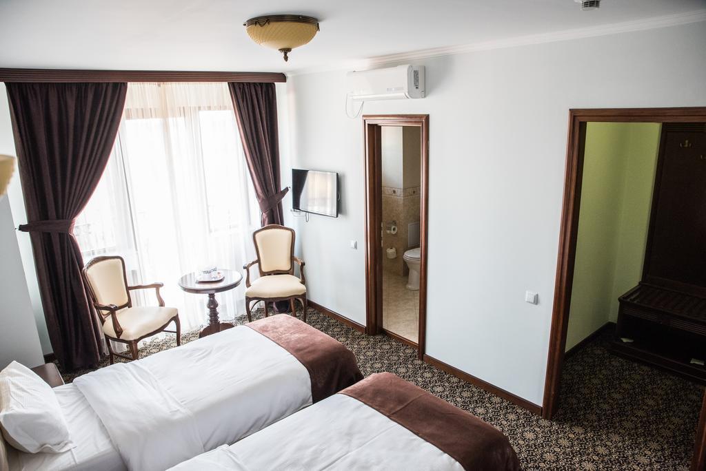 Hotel Giuliano Bragadiru Zewnętrze zdjęcie