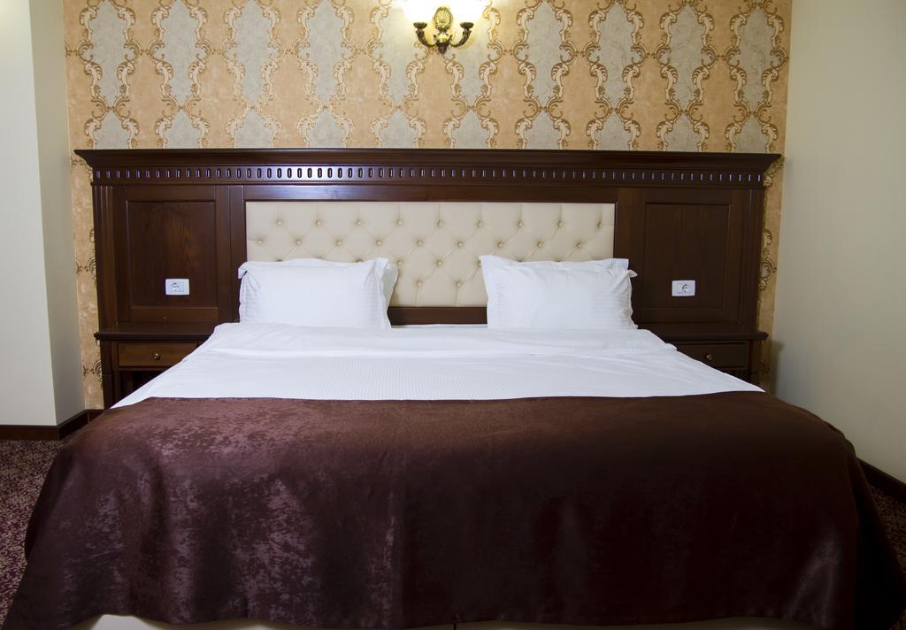 Hotel Giuliano Bragadiru Zewnętrze zdjęcie
