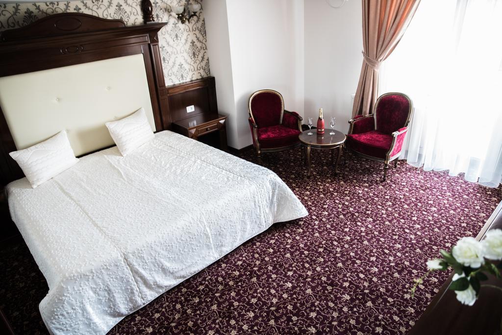 Hotel Giuliano Bragadiru Zewnętrze zdjęcie