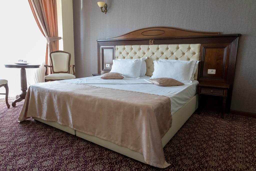 Hotel Giuliano Bragadiru Zewnętrze zdjęcie