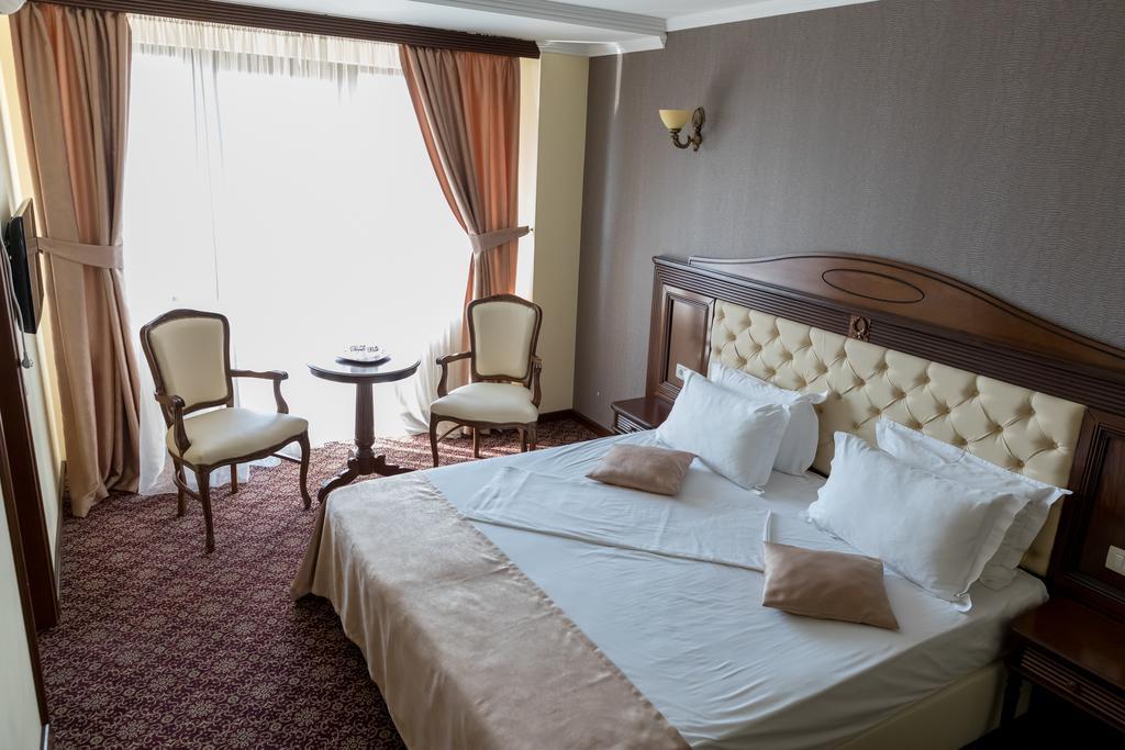 Hotel Giuliano Bragadiru Zewnętrze zdjęcie