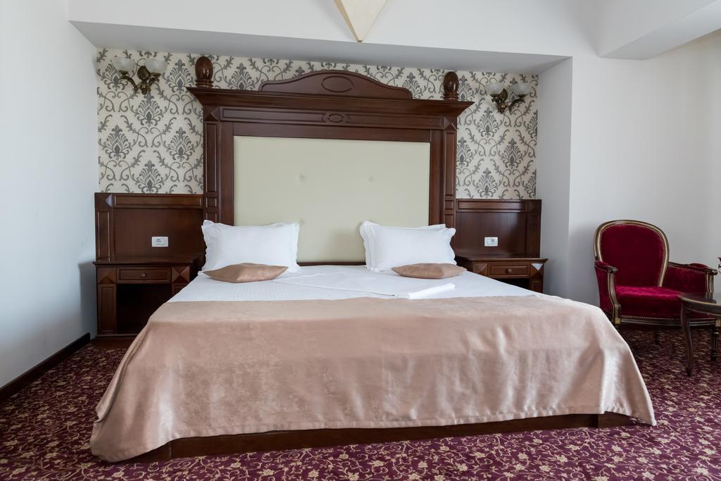 Hotel Giuliano Bragadiru Zewnętrze zdjęcie