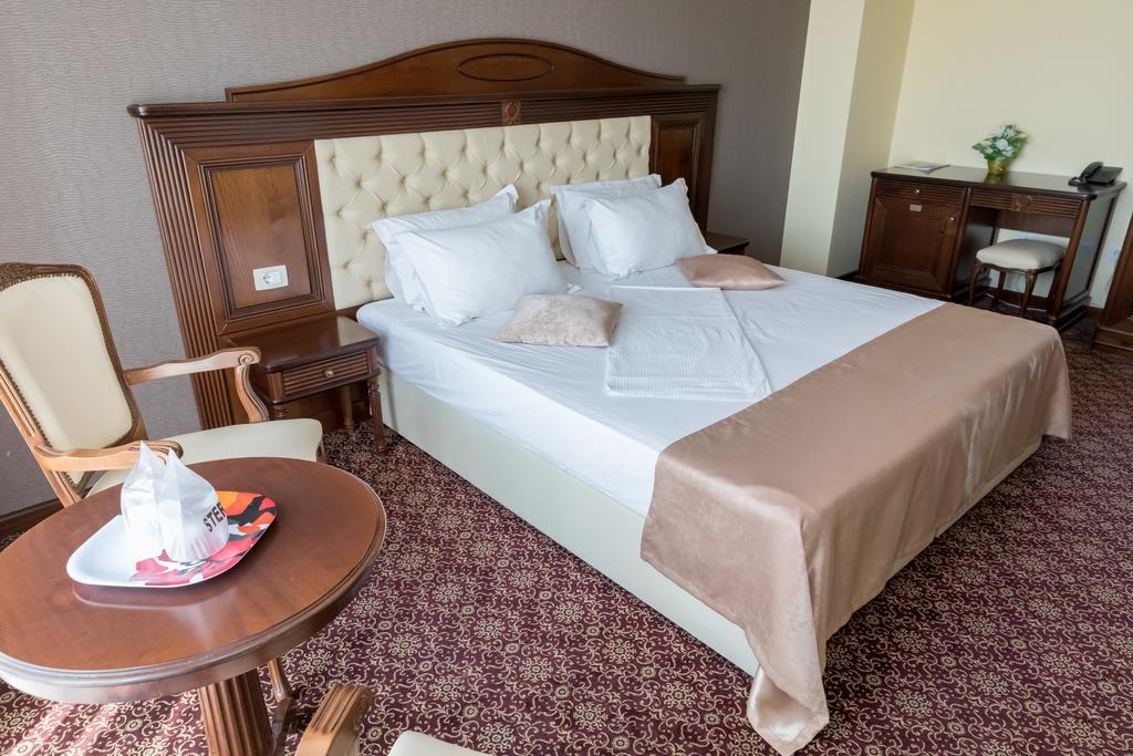 Hotel Giuliano Bragadiru Zewnętrze zdjęcie