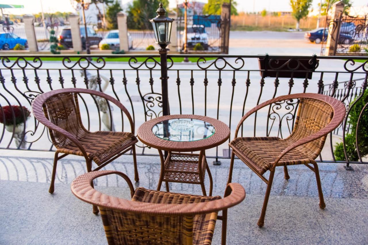 Hotel Giuliano Bragadiru Zewnętrze zdjęcie